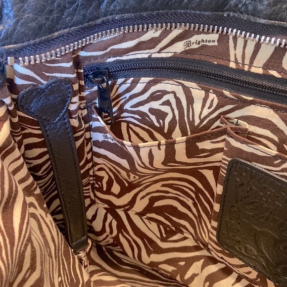 Brighton Straw Woven Messenger Bag - Picture 9 of 15